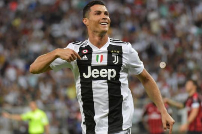 ronaldo misses penalty but juventus ease past chievo ronaldo misses penalty but juventus ease past chievo