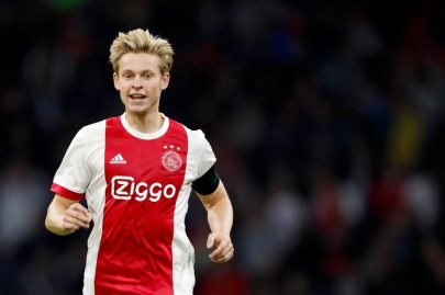 barcelona sign de jong from ajax for 85 million