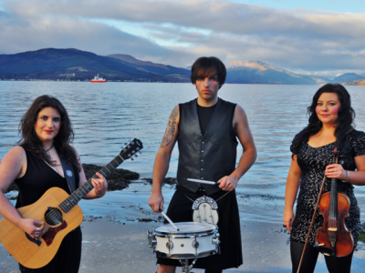 scottish band relly jiggered delight audiences in lahore scottish band relly jiggered delight audiences in lahore