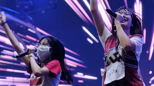 pichayapa namsai natha of thai pop group bnk48 wears a nazi themed jersey at what was described as a 039 televised rehearsal 039 screengrab true id tv pichayapa namsai natha of thai pop group bnk48 wears a nazi themed jersey at what was described as a 039 televised rehearsal 039 screengrab true id tv