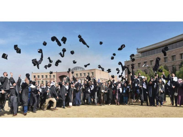 nust students on the convocation day photo express nust students on the convocation day photo express