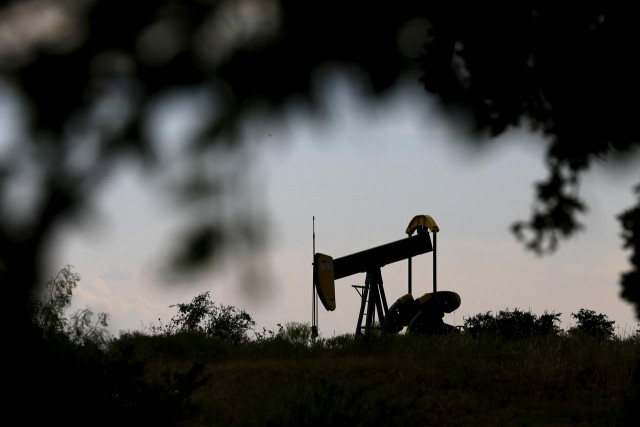 international brent crude oil futures were down 0 09 or 0 15 at 60 93 per barrel by 1215 gmt photo reuters international brent crude oil futures were down 0 09 or 0 15 at 60 93 per barrel by 1215 gmt photo reuters