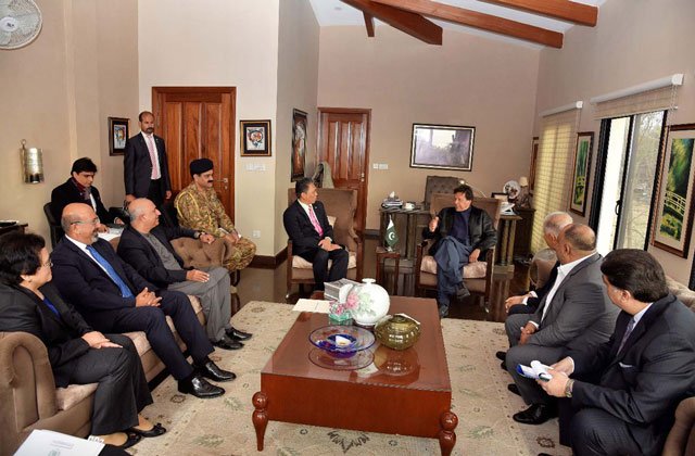 edotoc chairman datuk azzat kamaluddin calls on prime minister imran khan in islamabad on friday photo pid