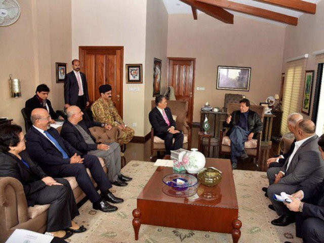 edotoc chairman datuk azzat kamaluddin calls on prime minister imran khan in islamabad on friday photo pid