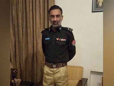 k p govt removes top cop chief secretary