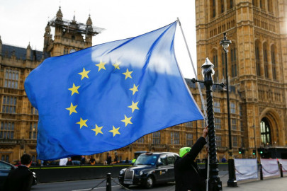 uk posts slowest growth in six years as brexit looms