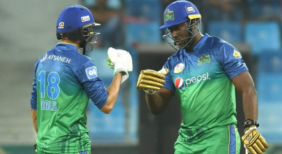sultans down united by five wickets after fascinating clash sultans down united by five wickets after fascinating clash