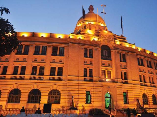 during the three day event citizens can view the over 100 year old kpt building artworks photo file during the three day event citizens can view the over 100 year old kpt building artworks photo file