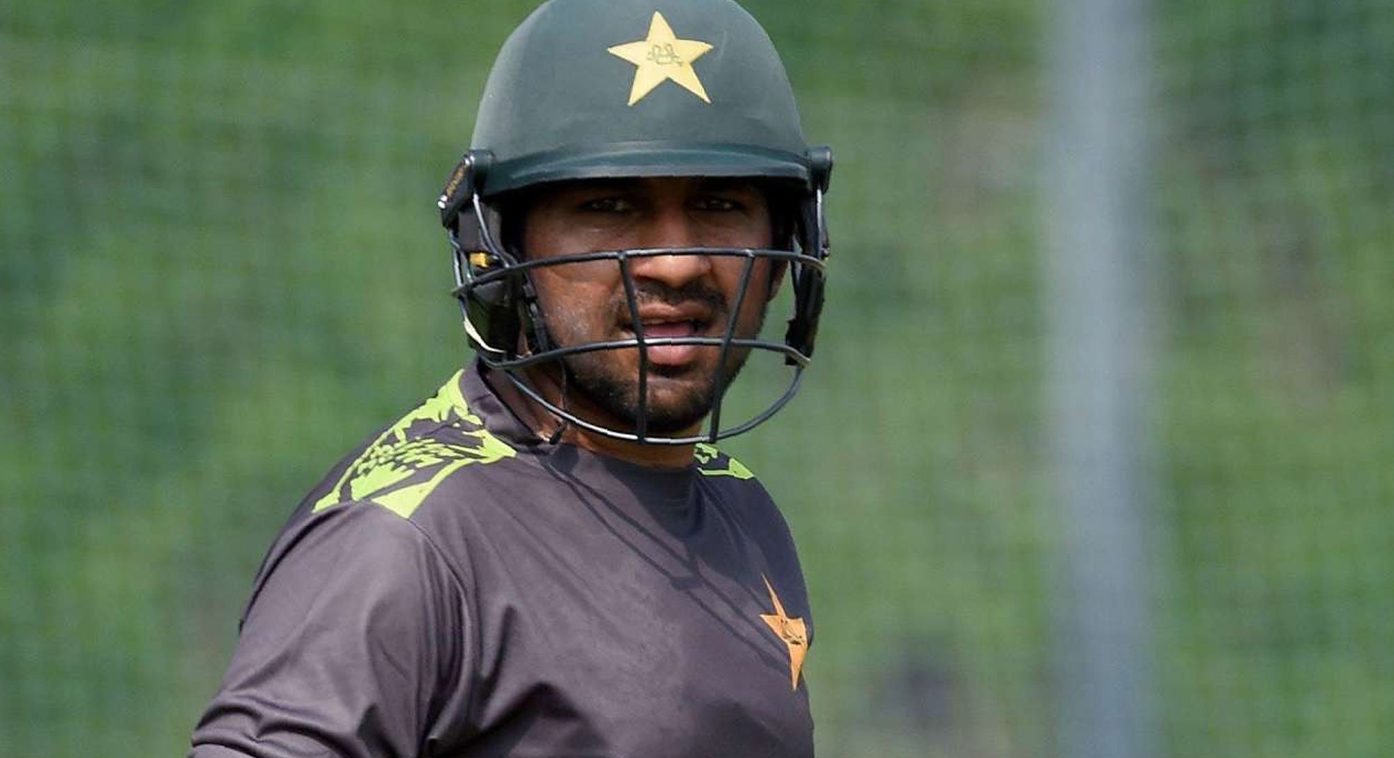 icc bans person who approached sarfaraz ahmed for fixing