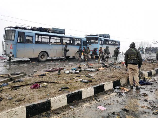 indian soldiers examine the debris after an explosion in occupied kashmir 039 s pulwama district on thursday photo reuters indian soldiers examine the debris after an explosion in occupied kashmir 039 s pulwama district on thursday photo reuters