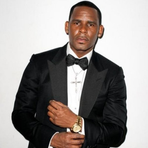 r kelly surrenders to police faces ten counts of sex abuse against minors r kelly surrenders to police faces ten counts of sex abuse against minors