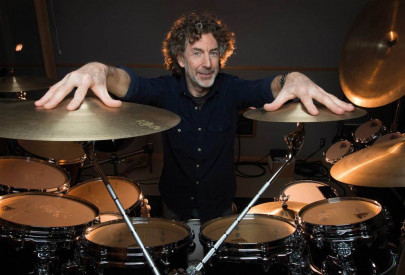 grammy nominated drummer simon phillips arrives in pakistan grammy nominated drummer simon phillips arrives in pakistan