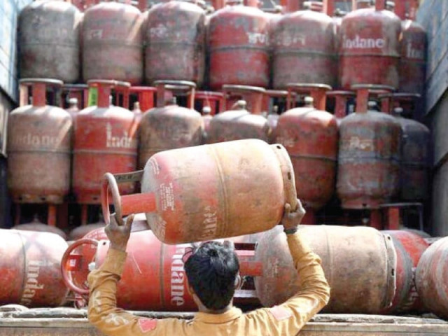 lpg producers have opposed the allocation of 15 production to sui gas and marketing companies without any bidding process terming it anti competitive photo afp lpg producers have opposed the allocation of 15 production to sui gas and marketing companies without any bidding process terming it anti competitive photo afp