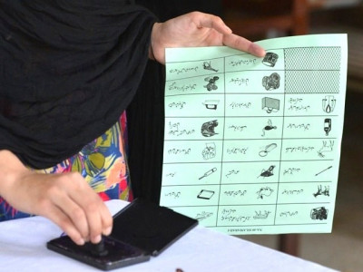 women voting choice differed from men