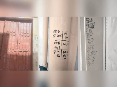 residents protest health teams markings on homes residents protest health teams markings on homes