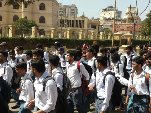 Colleges fail to begin admissions on time