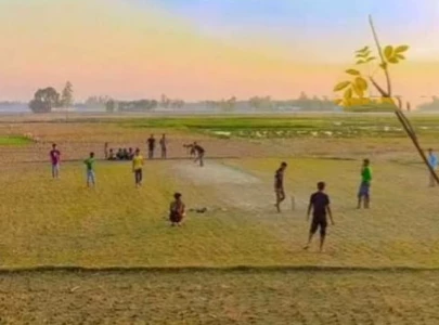 one killed three injured in cricket row