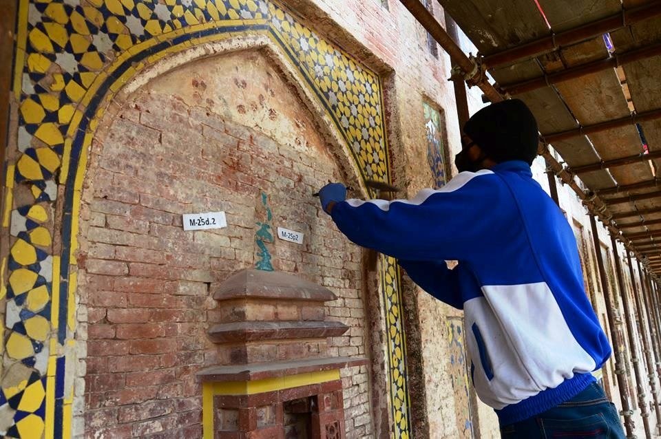 restoration work of a wall in sahi qila under way photo express
