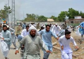gunfire results in injuries deaths at bannu peace protest k p govt