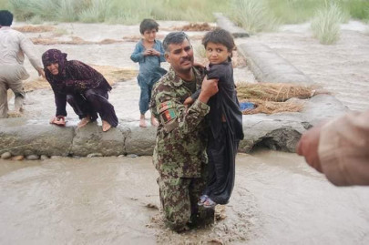 flash floods in afghanistan kill at least 20