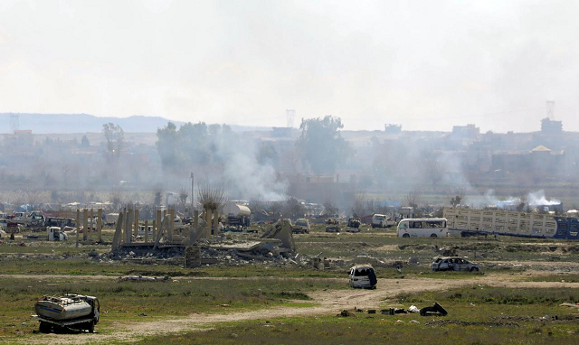 plumes of smoke rise in baghouz deir al zor province syria march 3 2019 photo reuters