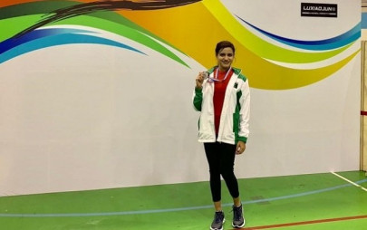 pakistan s rabia shahzad wins silver at singapore weightlifting championship pakistan s rabia shahzad wins silver at singapore weightlifting championship