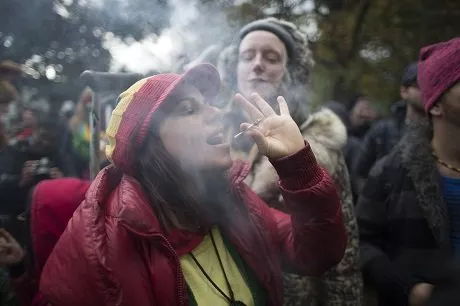 who estimates smoking kills about 7 million people a year photo afp who estimates smoking kills about 7 million people a year photo afp