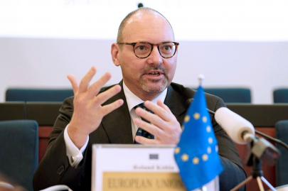 eu special envoy for afghanistan appreciates islamabad s important contributions for peace eu special envoy for afghanistan appreciates islamabad s important contributions for peace