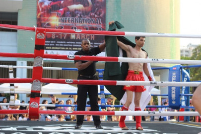 pakistani commando defeats indian boxer in two minutes of first round pakistani commando defeats indian boxer in two minutes of first round