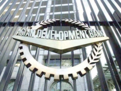 adb offers pakistan to explore options of sme financing using local currency bonds