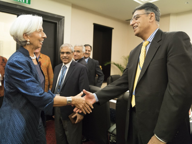 finance minister asad umar r and imf chief christine lagarde l photo courtesy twitter imfnews