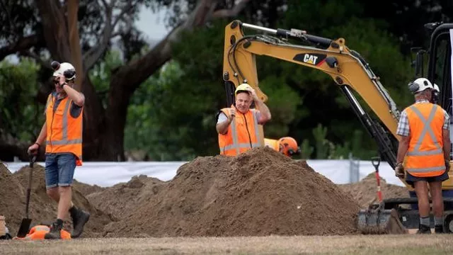 workers dig grave sites at a cemetery in christchurch on march 17 2019 two days after a shooting incident at two mosques in the city photo afp workers dig grave sites at a cemetery in christchurch on march 17 2019 two days after a shooting incident at two mosques in the city photo afp