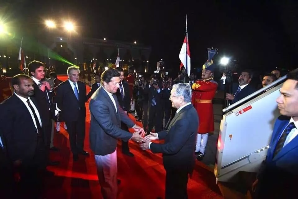 malaysian pm mahathir mohamad arrives on 3 day visit to pakistan malaysian pm mahathir mohamad arrives on 3 day visit to pakistan