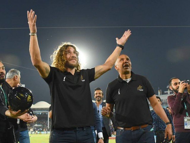 puyol was in karachi to promote tsg s world soccer star event and he officially kicked off the ticket sales for the event photo courtesy psl