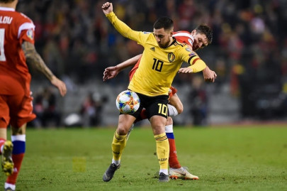 hazard lifts belgium in euro qualifying as depay triggers dutch rout