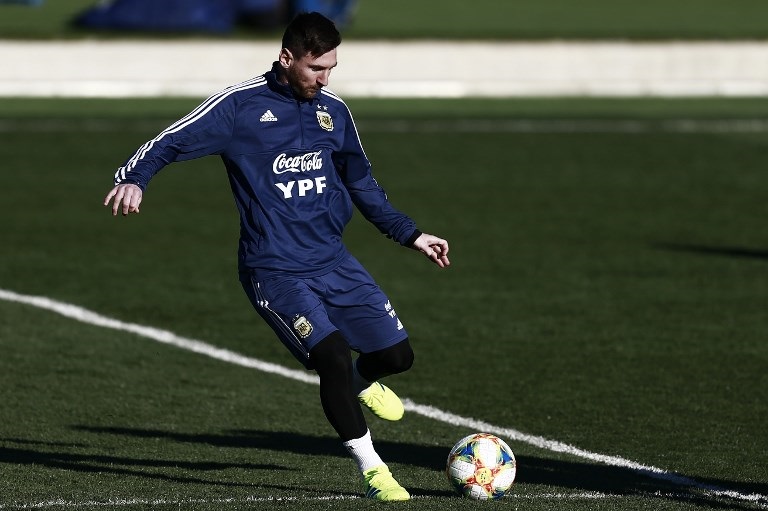 argentina 039 s forward lionel messi controls a ball during a training session at real madrid 039 s training facilities of valdebebas in madrid on march 20 2019 ahead of an international friendly football match between argentina and venezuela in preparation for the copa america to be held in brazil in june and july 2019 photo afp
