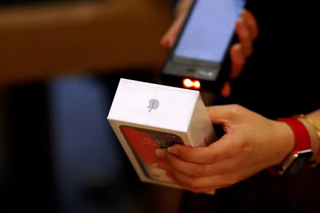 a new iphone x is sold at an apple store in beijing china november 3 2017 photo reuters a new iphone x is sold at an apple store in beijing china november 3 2017 photo reuters