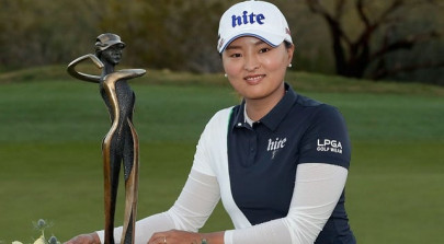 ko jin young powers to lpga founders cup title