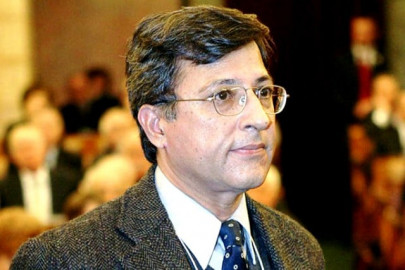 calling dr pervez hoodbhoy jahil can only happen in pakistan calling dr pervez hoodbhoy jahil can only happen in pakistan