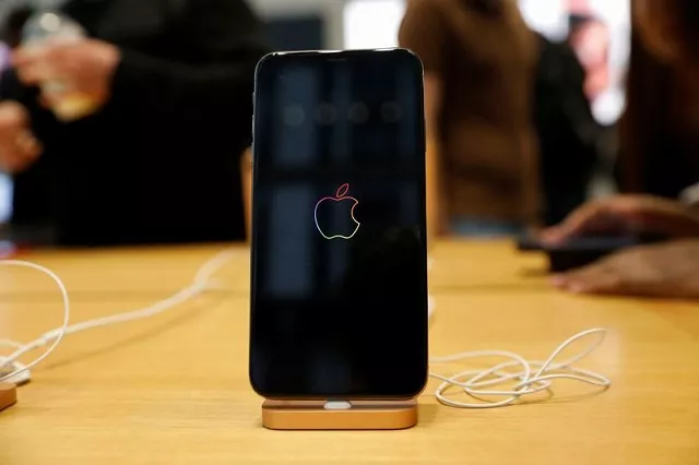 the new apple iphone x are seen on display at the apple store in manhattan new york us september 21 2018 photo reuters the new apple iphone x are seen on display at the apple store in manhattan new york us september 21 2018 photo reuters