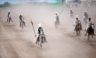 pakistanis seek world record in ancient sport of tent pegging pakistanis seek world record in ancient sport of tent pegging