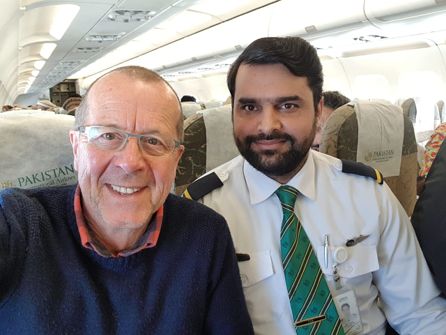 martin kobler takes a selfie with a staff during his pia flight to skardu photo courtesy twitter koblerinpak