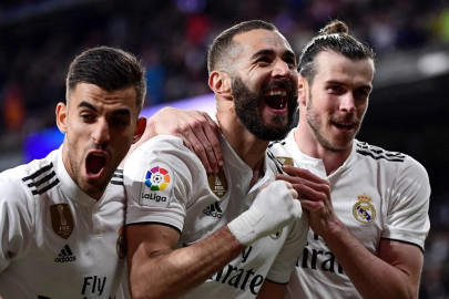 benzema saves real blushes with late winner benzema saves real blushes with late winner