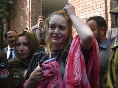 czech model challenges conviction in drug smuggling case