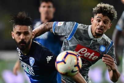 napoli stumble at empoli to allow juventus put one hand on title
