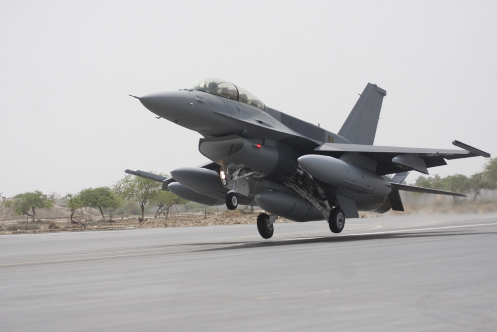 a file photo of the f 16 block 52 aircraft photo file