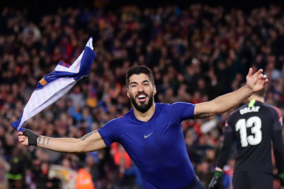 barcelona took two steps towards title with atletico win suarez barcelona took two steps towards title with atletico win suarez