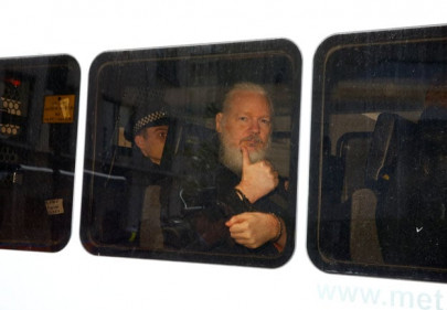 un rights experts condemn assange arrest un rights experts condemn assange arrest