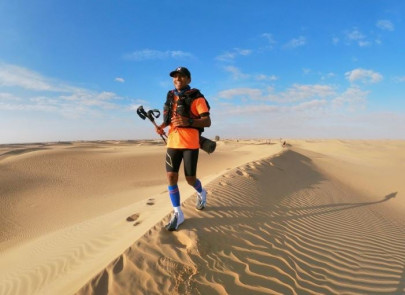 pakistani runs sahara marathon for a cause