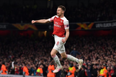 ramsey sparkles as arsenal sink napoli ramsey sparkles as arsenal sink napoli